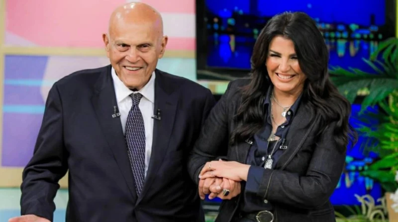 غدًا.. "ملك القلوب" مجدي يعقوب وفريقه الطبي في ضيافة منى الشاذلي