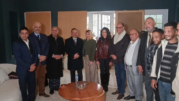 نجوم وصناع مسلسل حق ضايع يحتفلون ببداية التصوير.. صور