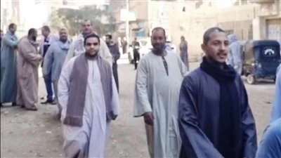 إقبالا كبيرا على اللجان الانتخابية بسوهاج منذ فتح أبوابها في التاسعة صباحاً