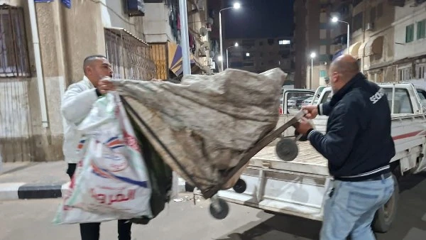 بورفؤاد. غلق وتشميع محال فرز القمامة بممرات مساكن وزارة العدل