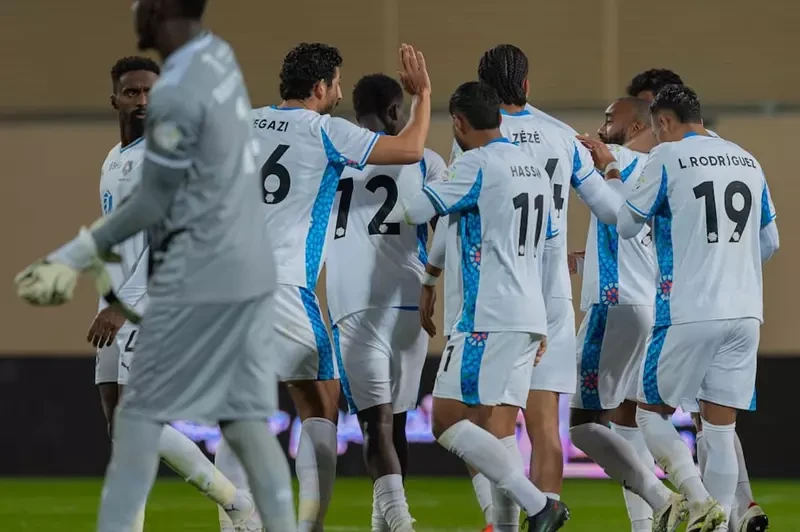 نيوم يتجاوز الحزم بهدفين لهدف في الدوري السعودي