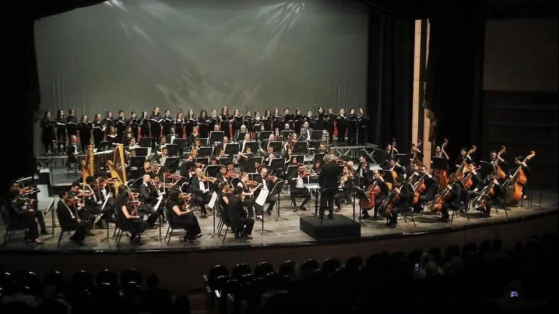 سيمفونيات عالمية على المسرح الكبير بقيادة أحمد الصعيدي