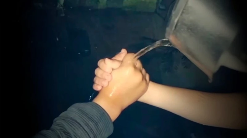 "ترند المياه المغلية"، الصحة تحذر: سلوكيات غير آمنة تؤدي لمضاعفات خطيرة