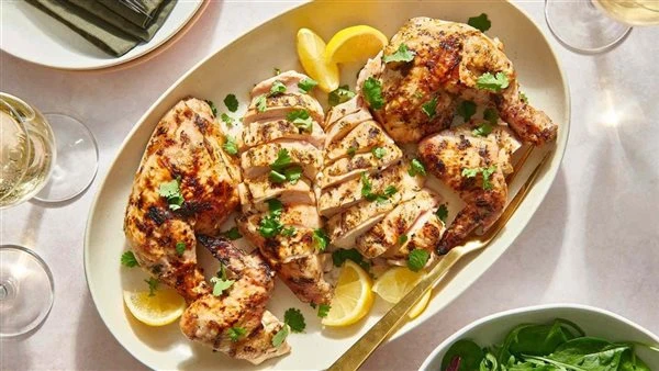 طريقة عمل الفراخ المشوية بالزبادي، تتبيلة مميزة لطعم شهي