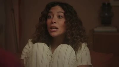 ملخص مسلسل ميد تيرم الحلقه 26.. تيا تكشف مكان نعومي والأخيرة تبرء نفسها أمام أصدقائها