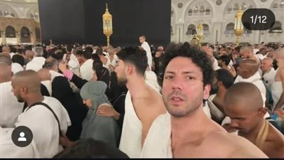 أحمد جمال سعيد يؤدي مناسك العمرة: سنة جديدة بدأت في بيت الله الحرام وإن شاءالله تنتهي هنا