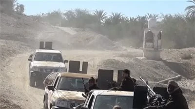 بن بريك يدعو إلى إعلان التعبئة في حضرموت ومواجهة الغزو القادم على منشآت النفط