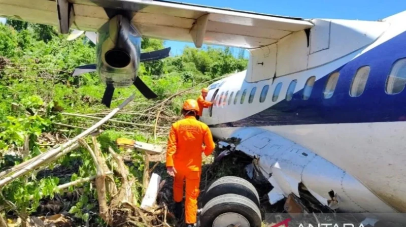 الضباب يتسبب في تحطم طائرة إندونيسية تقل 11 شخصًا