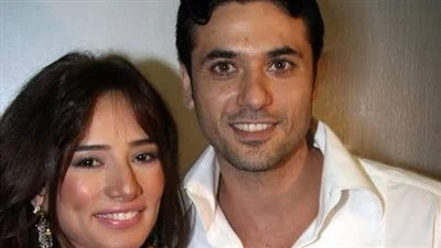 "باركو لأبو الولاد".. حقيقة زواج أحمد عز بعد تصريحات زينة
