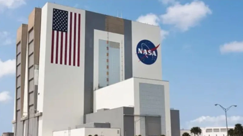 كأنه مشهد من فيلم خيالي، ناسا تعثر على أكبر احتياطي من الذهب في الفضاء