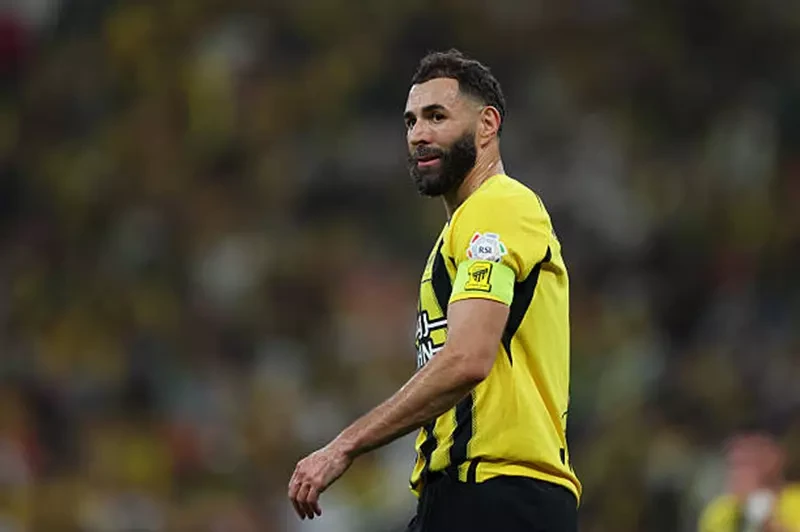 كريم بنزيما يقول مش لاعب قبل مباراة الاتحاد القادمة