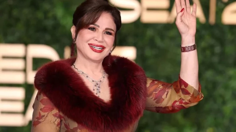 إلهام شاهين: متفائلة بفوز مصر على السنغال، و2026 "هتكون أحلى السنين"