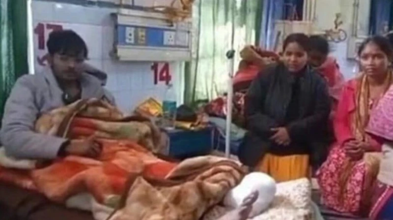 طالب هندي يتحول لمتهم.. ماذا فعل في قدمه ليلتحق بكلية الطب؟