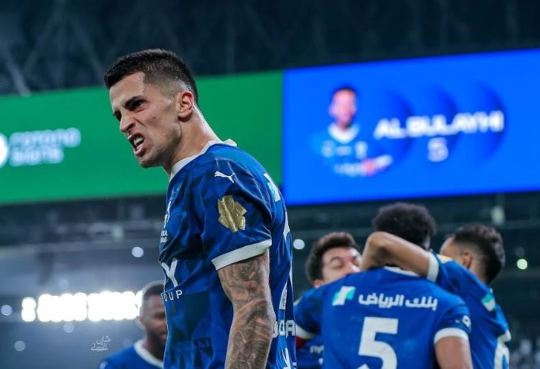 كانسيلو خارج الخطة.. والهلال يقول كفاية