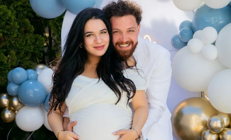 “حاولت الهروب بنجلي”.. القصة الكاملة لأزمة تعدي محمود حجازي على زوجته التونسية الأمريكية