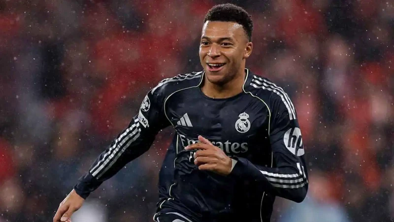 رقم قياسي تاريخي.. مبابي يخلع تاج رونالدو أوروبيًا