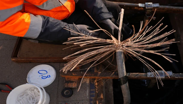 خلي بالك من النحاس اللي عندك : النهاردة سرقوا ٥٦ طن من قاعدة عسكرية