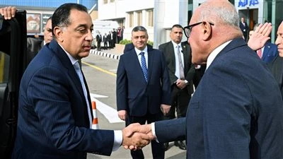 رئيس الوزراء يتفقد تطوير مصنع «سيماف» بحلوان: خطوة استراتيجية لتوطين صناعة النقل