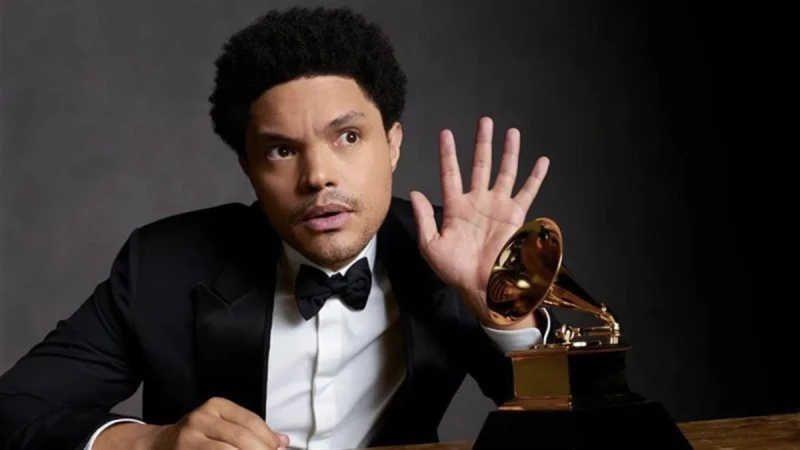 تريفور نوح يقدم جوائز جرامي للمرة السادسة والأخيرة