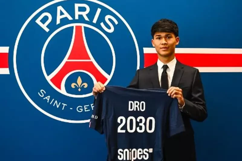 صغير بس ضربة كبيرة.. درو فيرنانديز يضيء سماء باريس