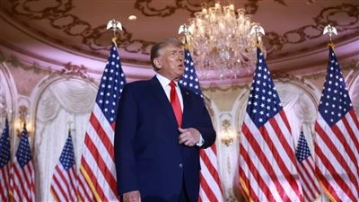 بالتنسيق مع أجهزة إنفاذ القانون الأمريكية.. نقل رئيس فنزويلا وزوجته وترحيلهما جوا خارج البلاد