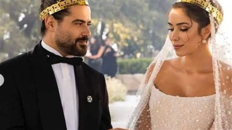 الفنان ناصيف زيتون ودانييلا رحمة يرزقان بطفلهما الأول