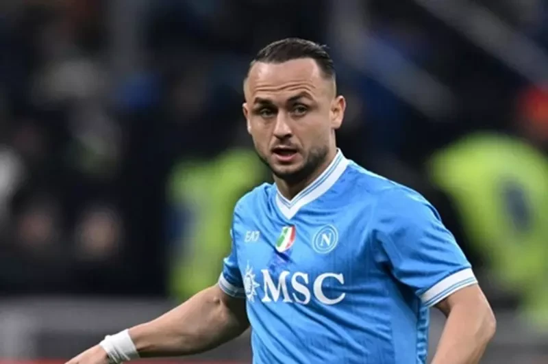 صاروخ لوبوتكا ينصر نابولي على ساسولو بالدوري الإيطالي