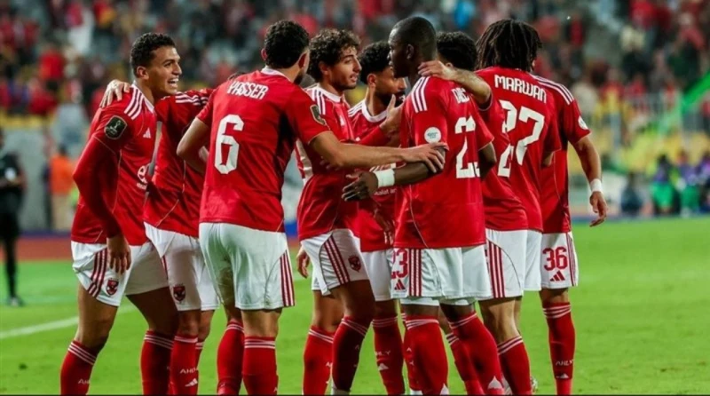 الإجتماع الفني لمباراة الأهلي ويانج بتنزانيا..المارد الأحمر بالزي التقليدي