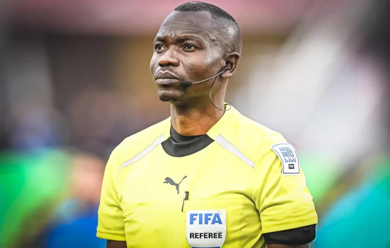 صافرة كونغولية تحكم النهائي.. ندالا يقود قمة المغرب والسنغال