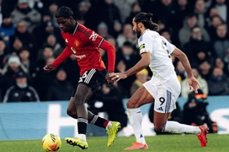 تعادل مانشستر يونايتد وليدز 1-1 في الدوري الإنجليزي