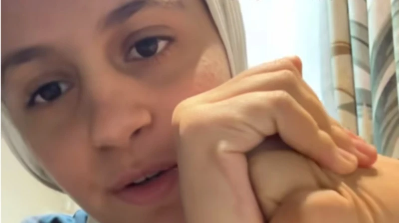 "قالوا لها اقعدي على جنب"، والدة الطالبة مريم ضحية تنمر المعلمين تكشف الكواليس