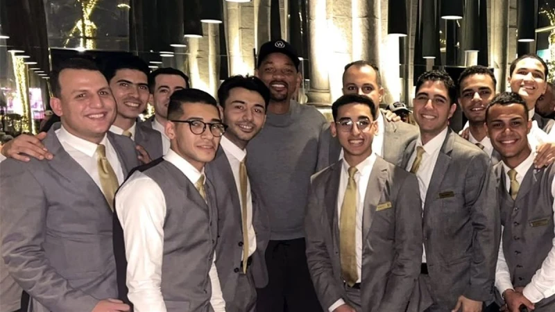 النجم العالمي ويل سميث في إجازة خاصة بالقاهرة (صور)