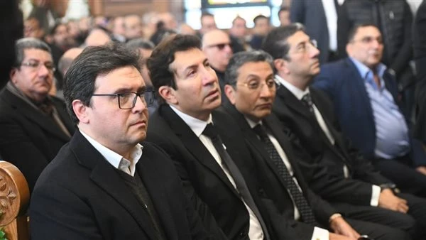 بيان شكر من أمير رمزي للطاقم الطبي الذي كان متابعا لحالة والدته