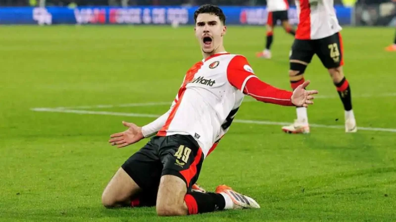 ابن فان بيرسي سجل هدف خيالي في الدوري الهولندي