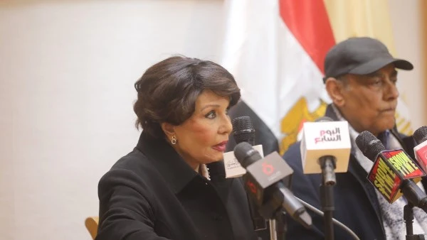 مهرجان المسرح العربي ووزارة الثقافة يكرمان نخبة من النجوم ورموز الإبداع.. صور