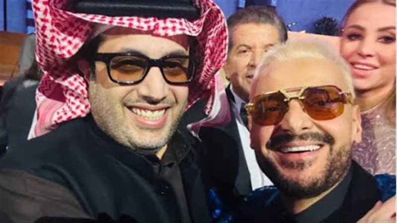 «بيتحدى نفسه ومحدش ينافسه».. رامز جلال يوجه رسالة لتركي آل الشيخ بعد Joy Awards