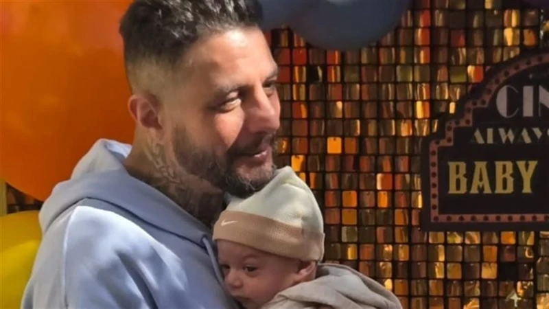 "أصغر جد في الوسط الفني".. أحمد الفيشاوي يصبح جدًا في عمر الـ45