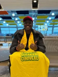 مدفعية الليزر السنغالية تتوجه للقتال ضد محمد صلاح