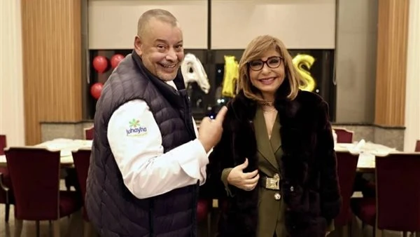 ظهور لميس الحديدي بمطعم كبدة البرنس يحدث ضجة بعد طلاقها من عمرو أديب