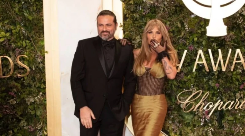 اللقطة التي تصدرت منصات التواصل.. قبلة نيكول سابا وزوجها في "جوي أووردز" (فيديو)