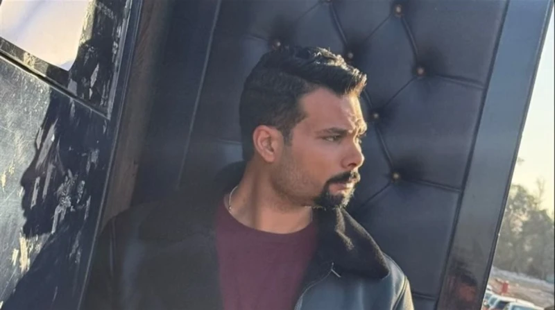 تاجر قطع غيار، أحمد عبدالله محمود يكشف ملامح شخصيته في مسلسل "علي كلاي" (خاص)