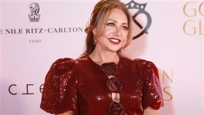 في عيد ميلادها الـ 64.. ليلى علوي أيقونة الأنوثة التي هزمت الزمن
