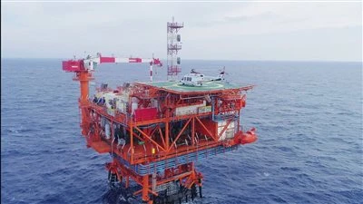 نجاح حفر بئرين جديدتين لإنتاج البترول والغاز بحقول عجيبة بالصحراء الغربية