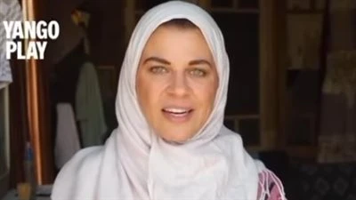 بالحجاب.. منى هلا تروج لشخصيتها في مسلسل بطل العالم