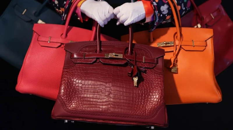 "كل عميل مشتبه به"، هيرميس تراقب حياة زبائنها قبل وبعد بيع حقائب بيركين