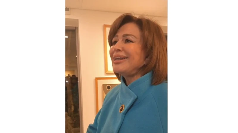 "مفيش فنان هييجي بعده".. إلهام شاهين تشيد بموهبة فاروق حسني