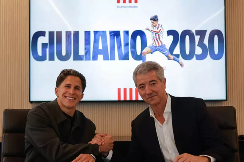 أتلتيكو مدريد يُجدد عقد جوليانو سيميوني حتى 2030