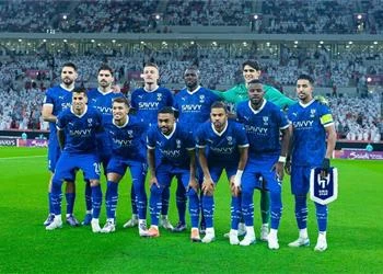 الهلال ضيفاً على ضمك بالدوري السعودي الليلة