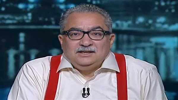 عادل حمودة يرد بصورة حديثة على شائعة وفاة إبراهيم عيسى