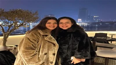 بكلمات معبرة.. إيمي سمير غانم تهنئ دنيا سمير غانم بعيد ميلادها